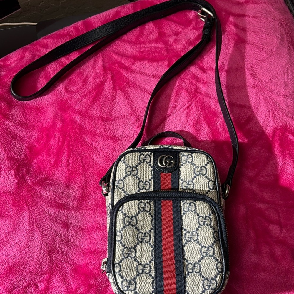 Gucci crossbody